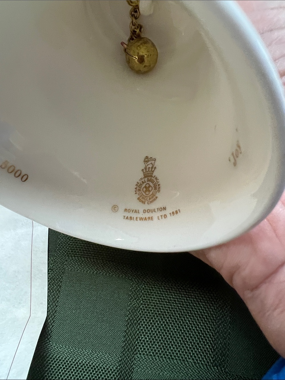Royal Doulton limited edition Speech of Angels - JOY - Picture 10 of 16